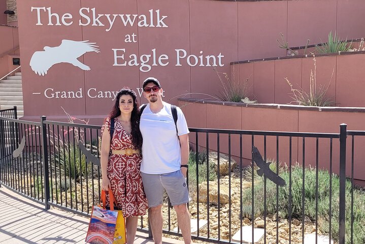 Passeio de Dia em Grupo Pequeno pelo West Skywalk do Grand Canyon a partir de Laughlin, NV