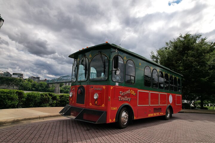 Aventura descarrilada – Tour combinado en trolebús y tren de Chattanooga