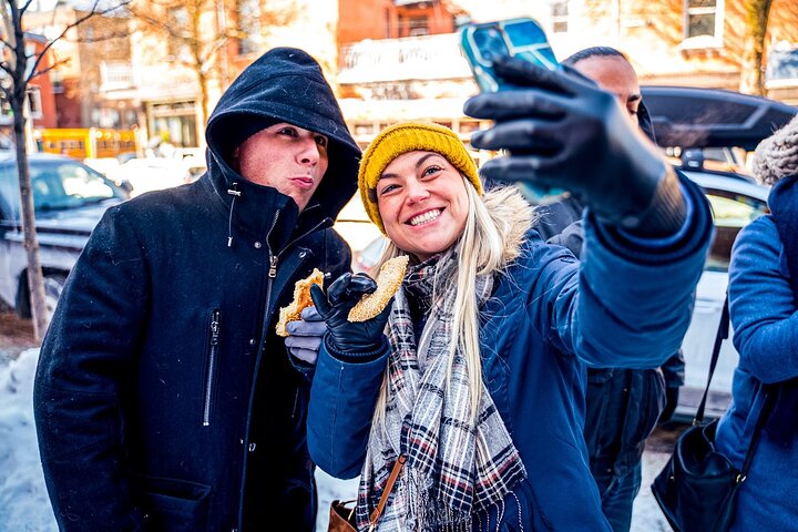 Montreal Mile End Food Tour mit Bagel, Poutine und 7 Verkostungen
