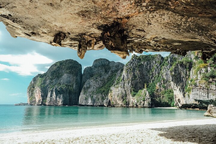 Il meglio del tour avventuroso di un giorno a Phi Phi Island con pranzo da Phuket