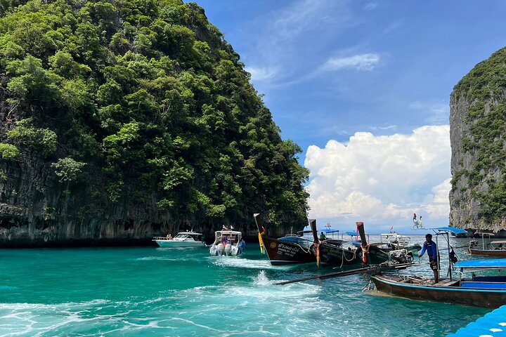 Il meglio del tour avventuroso di un giorno a Phi Phi Island con pranzo da Phuket