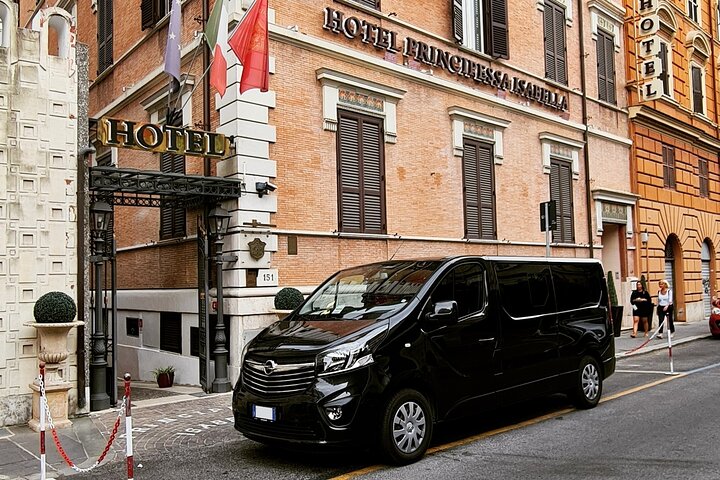 Trasferimento dal porto crocieristico di Civitavecchia a Roma o FCO