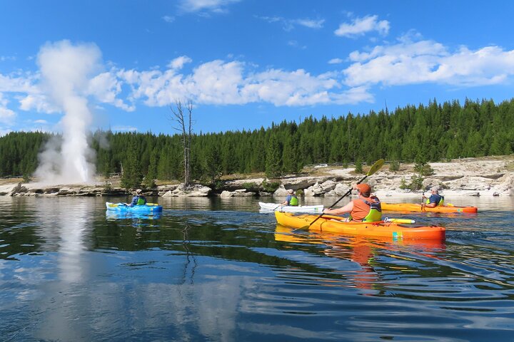 4 - Hora de Kayak no Lago Yellowstone com almoço
