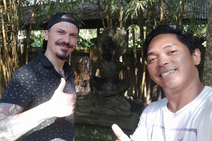 Subida a la cima del templo de Borobudur y templo de Prambanan: tour de 1 día