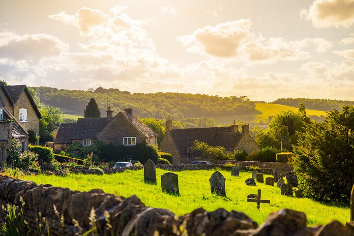 Descubra los secretos de la experiencia de un tour privado por los Cotswolds