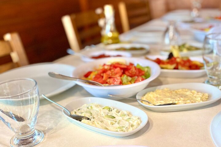 PRIVATE TOUR FOR CRUISERS : Mary's House (Meryemana) と Ephesus