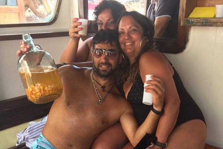 Rundvisning på øen Ischia med båd med frokost og svømning
