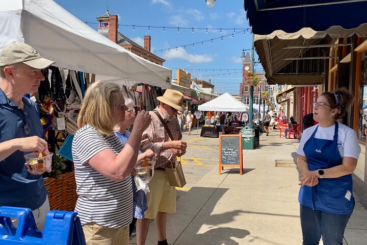 Søndagsbrunch på Findlay Market Tour med Riverside Food Tours