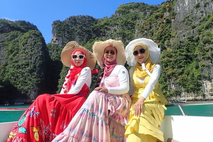 Tour di un giorno in motoscafo delle Isole Phi Phi da Phuket + pranzo a buffet