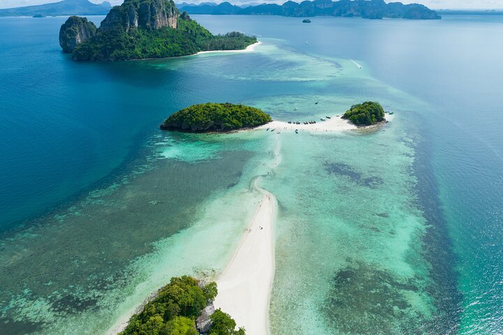 Krabi 4 Island Tour: charter privado de barco de cauda longa