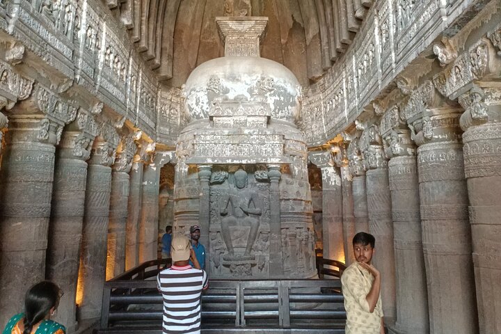 Geführte 3 - Tagestour : Entdecken Sie Ajanta, Ellora Cave & Aurangabad City