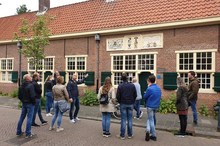 Recorrido a pie por Delft: la ciudad de naranja y azul