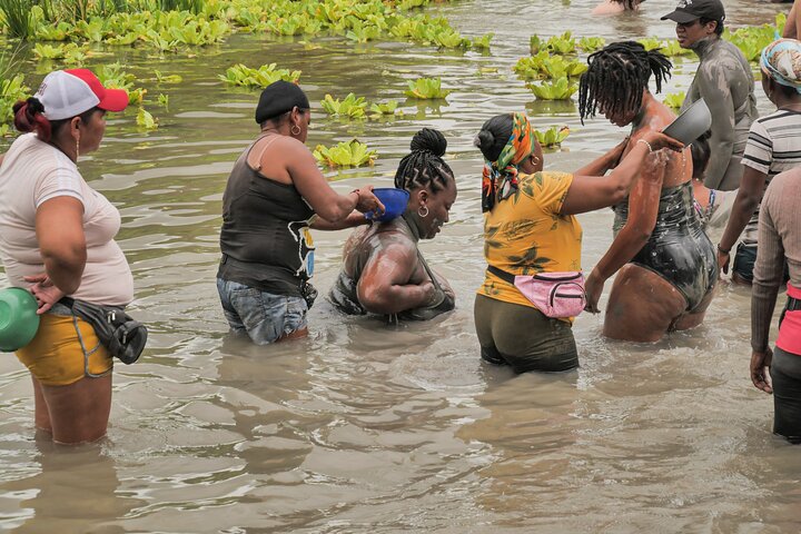 Tur til Mud Volcano i Cartagena med lunsj