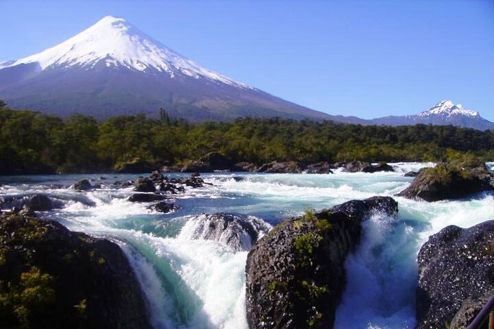 Privat dagstur Petrohue Falls, Osorno Volcano & Puerto Varas