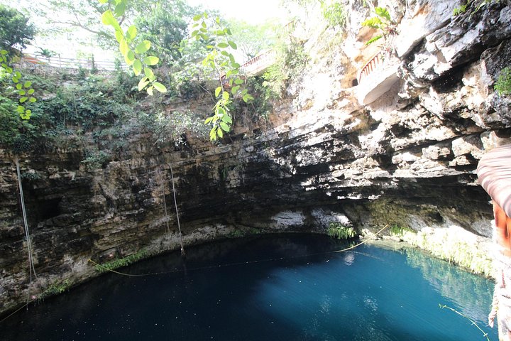 Valladolid toeristisch gedeeld vervoer naar Chichen Itza en twee cenotes