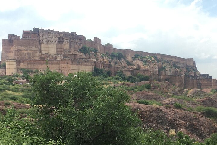 Tour privado a pie por la ciudad azul de Jodhpur con guía