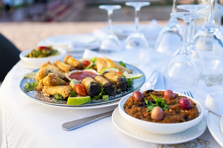 Fantasia Dinner Show & uppslukande upplevelse från Agadir/Taghazout
