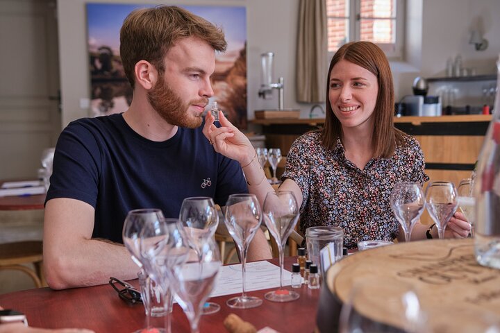 Visita de champán por la tarde y clase de degustación cerca de Epernay