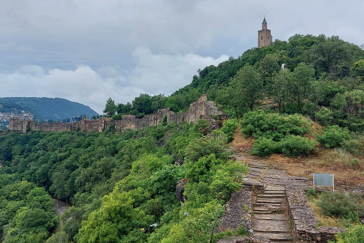 Veliko Tarnovo en Arbanasi-dagtour vanuit Sofia met ophaalservice