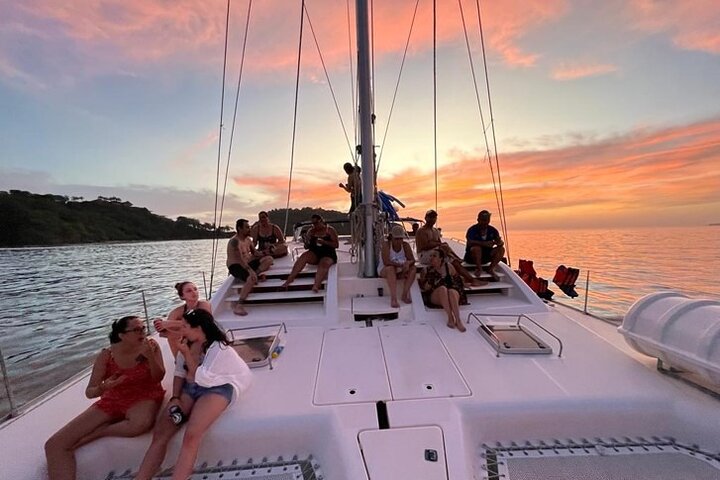 Sunset Catamaran & Snorkeling Tour in Playa Flamingo