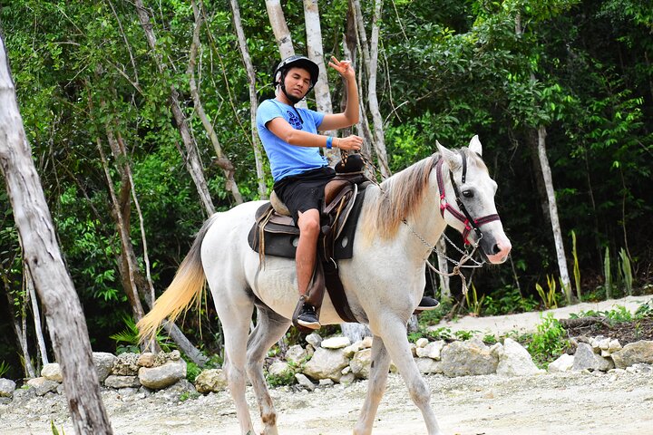 ATV (delte), Hest tilbage ridning, Ziplines, & Cenote fra Cancún