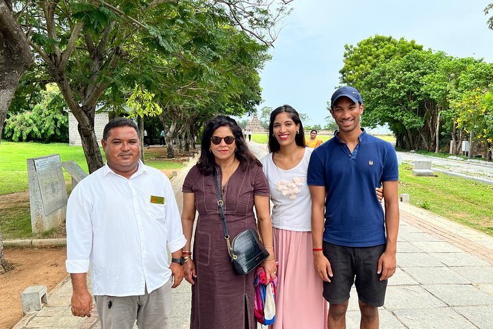 Mahabalipuram Private Tour with Lunch and Guide from Chennai