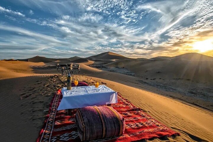Tour privato di 4 giorni nel deserto di lusso da Fes a Marrakech