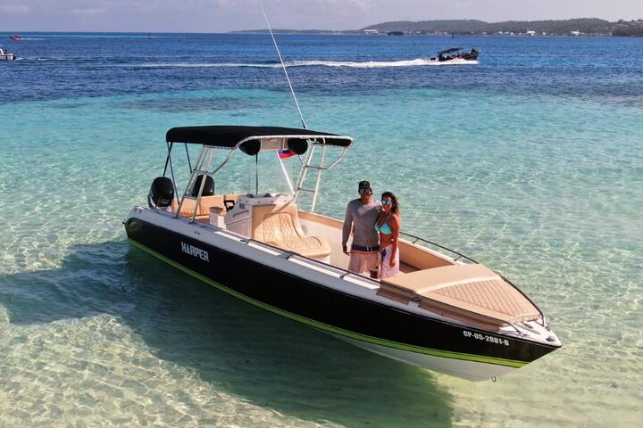 Marmows Tour Privado en Barco Día Completo en San Andrés islas