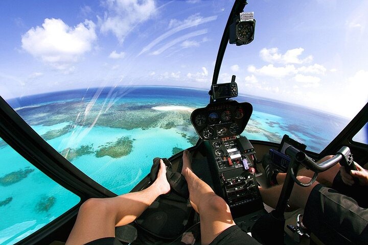 Tour privato in elicottero di Boracay con prelievo dall'hotel