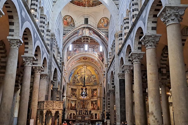 Visita guidata della Torre Pendente di Pisa, della Cattedrale, del Cimitero e del Battistero