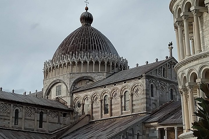 Visita guidata della Torre Pendente di Pisa, della Cattedrale, del Cimitero e del Battistero
