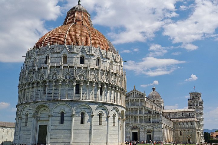 Visita guidata della Torre Pendente di Pisa, della Cattedrale, del Cimitero e del Battistero