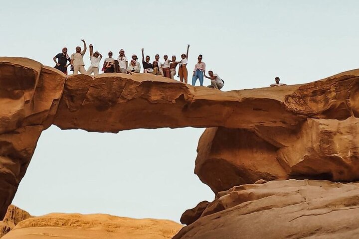 Excursion d'une journée en jeep dans le désert de Wadi Rum