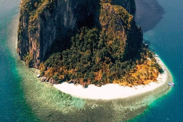 El Nido Tour B - Caves and Islands Tour (privat / delt)