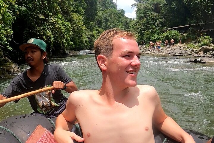 FORFAIT TOUR (trekking dans la jungle, taxi, chambre) 4 JOURS 3 NUITS à BUKIT LAWANG
