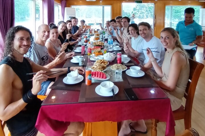 Lan Ha - Ha Long Bay - Dau Be ø 2D/1N fra Cat Ba i mindre turistede områder.