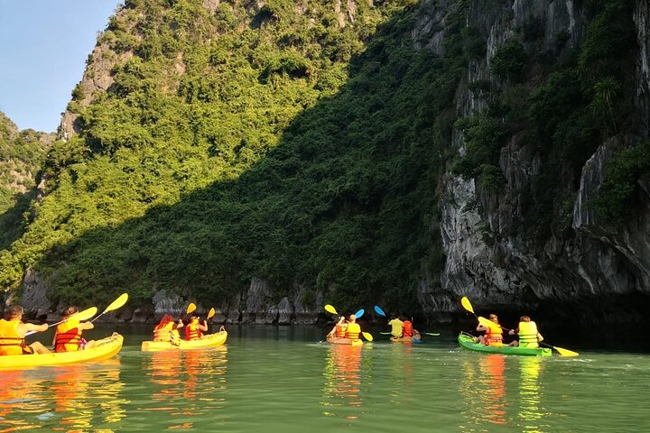 Lan Ha - Ha Long Bay - Dau Be ø 2D/1N fra Cat Ba i mindre turistede områder.