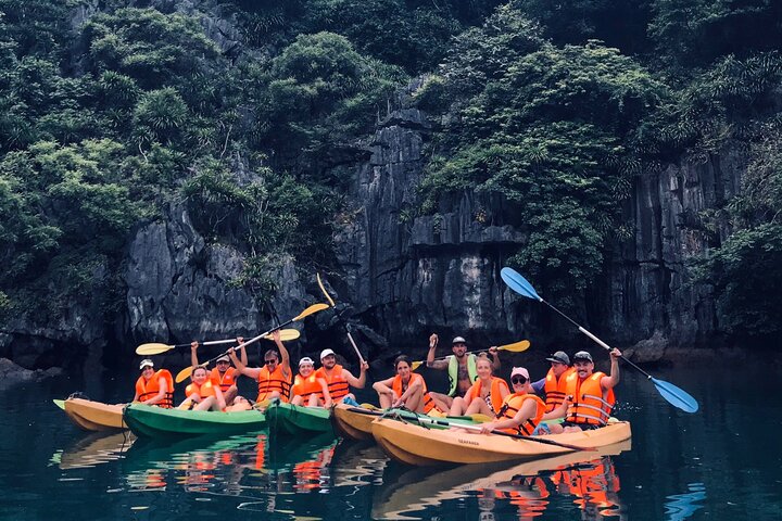 Lan Ha - Ha Long Bay - Dau Be ø 2D/1N fra Cat Ba i mindre turistede områder.
