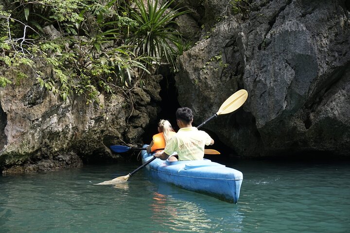 Lan Ha - Ha Long Bay - Dau Be ø 2D/1N fra Cat Ba i mindre turistede områder.