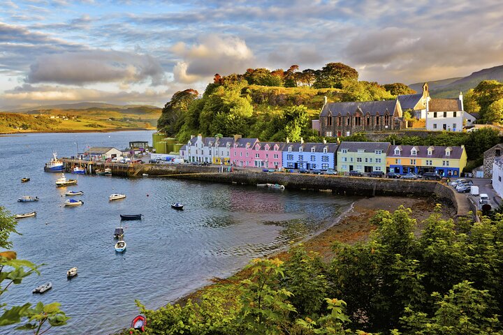 Inverness: 2-Day Isle of Skye, The Fairy Pools & Highland Castles