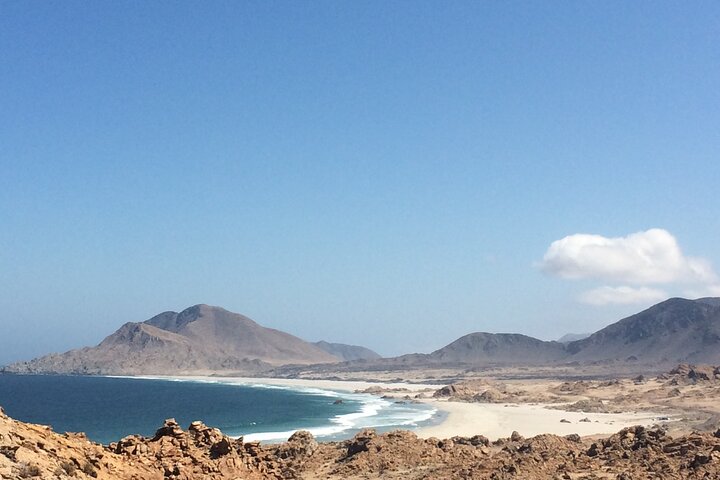 Parcs nationaux du Pain de Sucre et des Plaines de Challé depuis La Serena