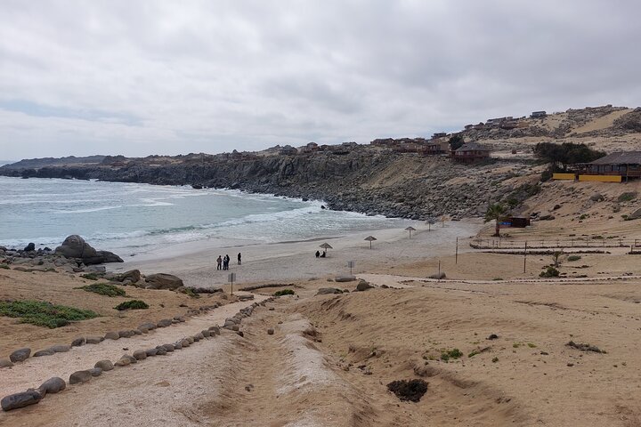 Parcs nationaux du Pain de Sucre et des Plaines de Challé depuis La Serena