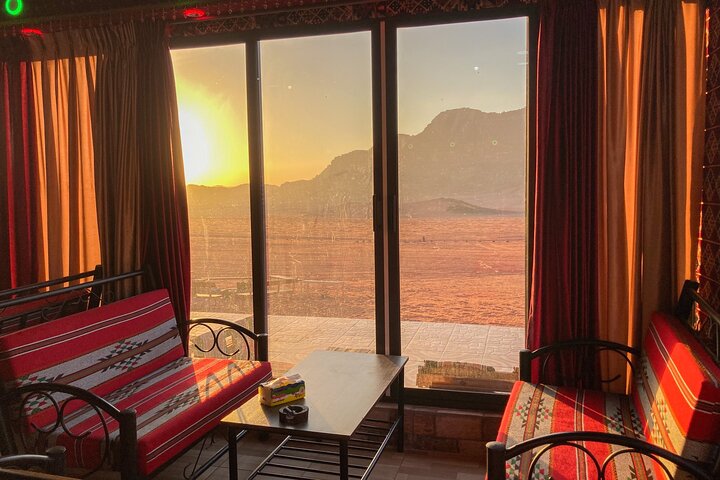 Excursion d'une journée en jeep dans le Wadi Rum (y compris le pique-nique bédouin)