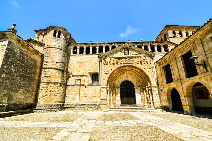 Hoteller i nærheden af Santillana del Mar Hidden Treasure Private Tour