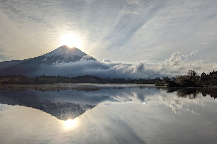 Mt. Fuji Skjulte Perler & Gotemba Outlets med Lokal Vejleder & Chauffør