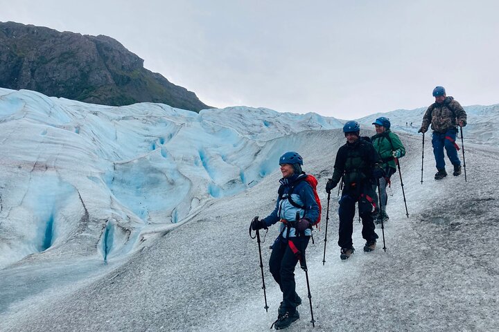 Saia da aventura de caminhada no gelo na geleira de Seward