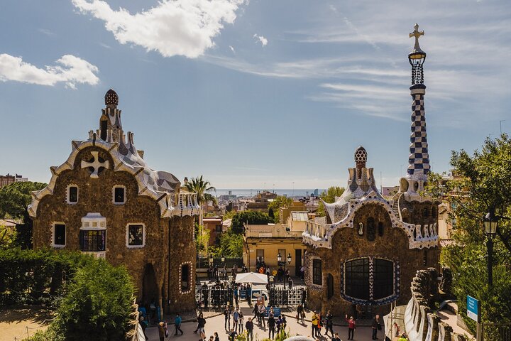 Sagrada Familia Park Guell and Casa Batllo Complete Gaudi Tour