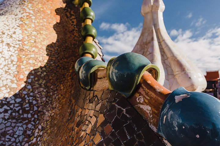 Sagrada Familia Park Guell and Casa Batllo Complete Gaudi Tour