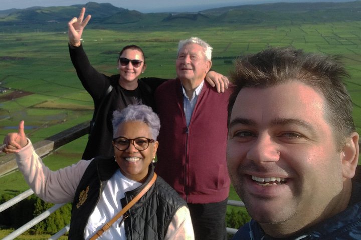 Excursão Particular da Ilha Terceira com Translado