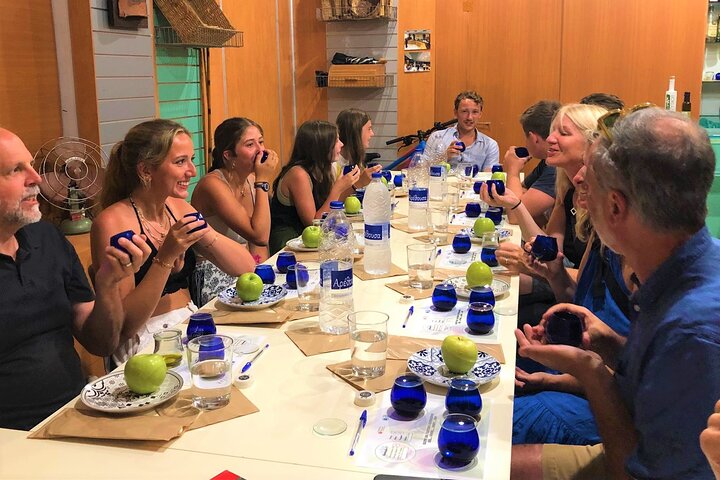 Ekologisk Olive Grove tur & Olivoljeprovning & lunch i Kalamata!